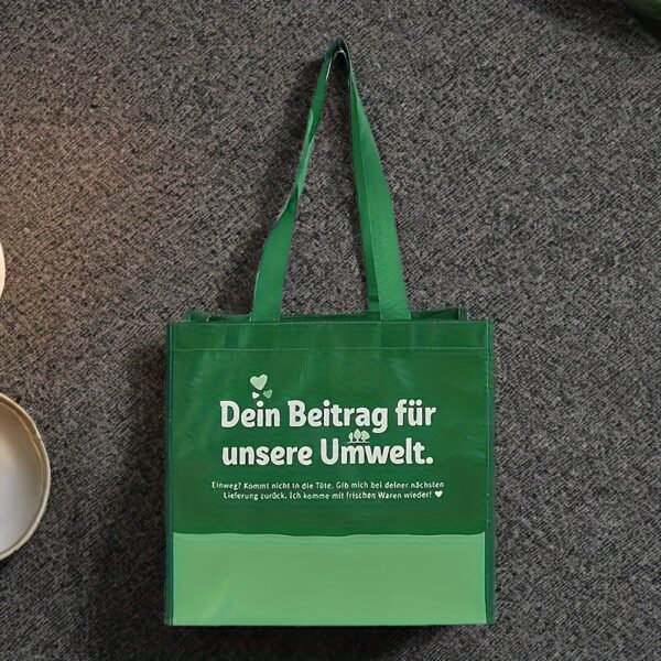 Customized Logo Color Recycled Shopping Bag Handle Plastic Gift Bag for Business Customers Eco-Friendly Plastic Bags for